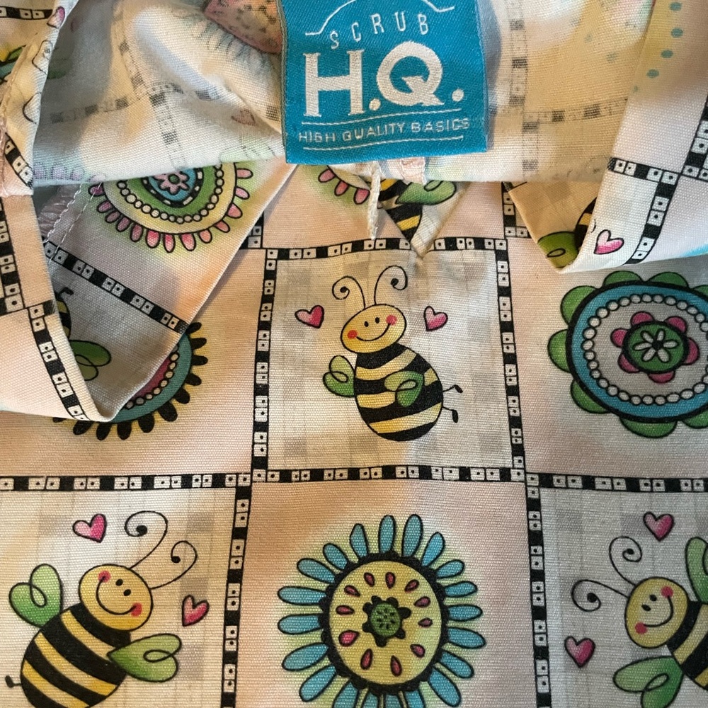Colorful Patterned Scrub Top - Picture 4 of 4